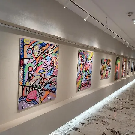 Art *